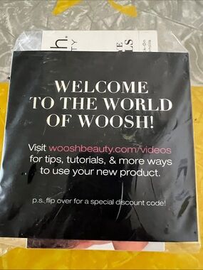 NEW! Woosh Beauty Even Eye Stencil